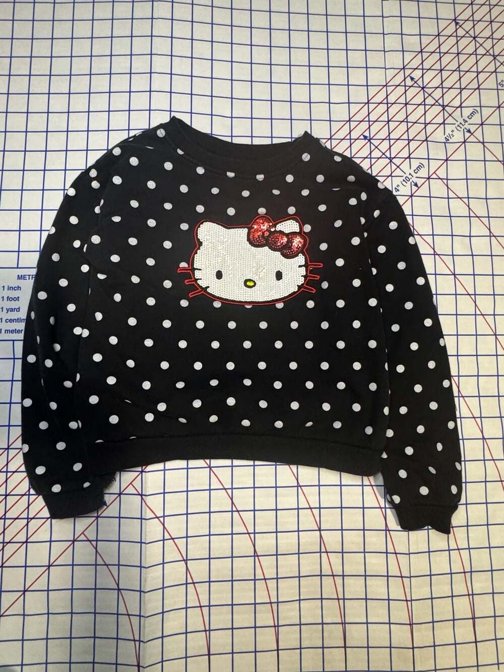 Hello Kitty Black Polka-Dot Sequin Sweatshirt Size 8/10
